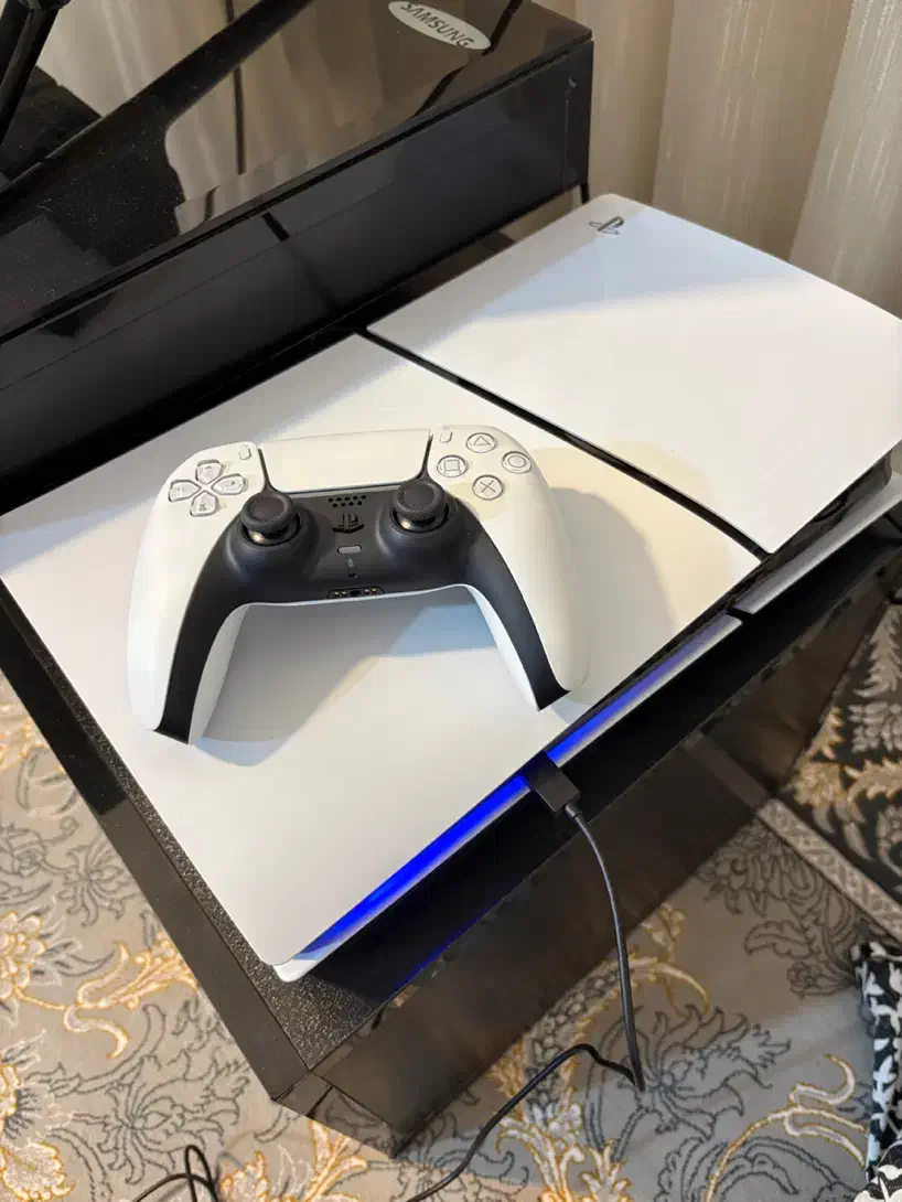 Ps5 slim 1Tb|کنسول، بازی ویدئویی و آنلاین|هشتگرد, شهرک ولیعصر (مصلی)|دیوار