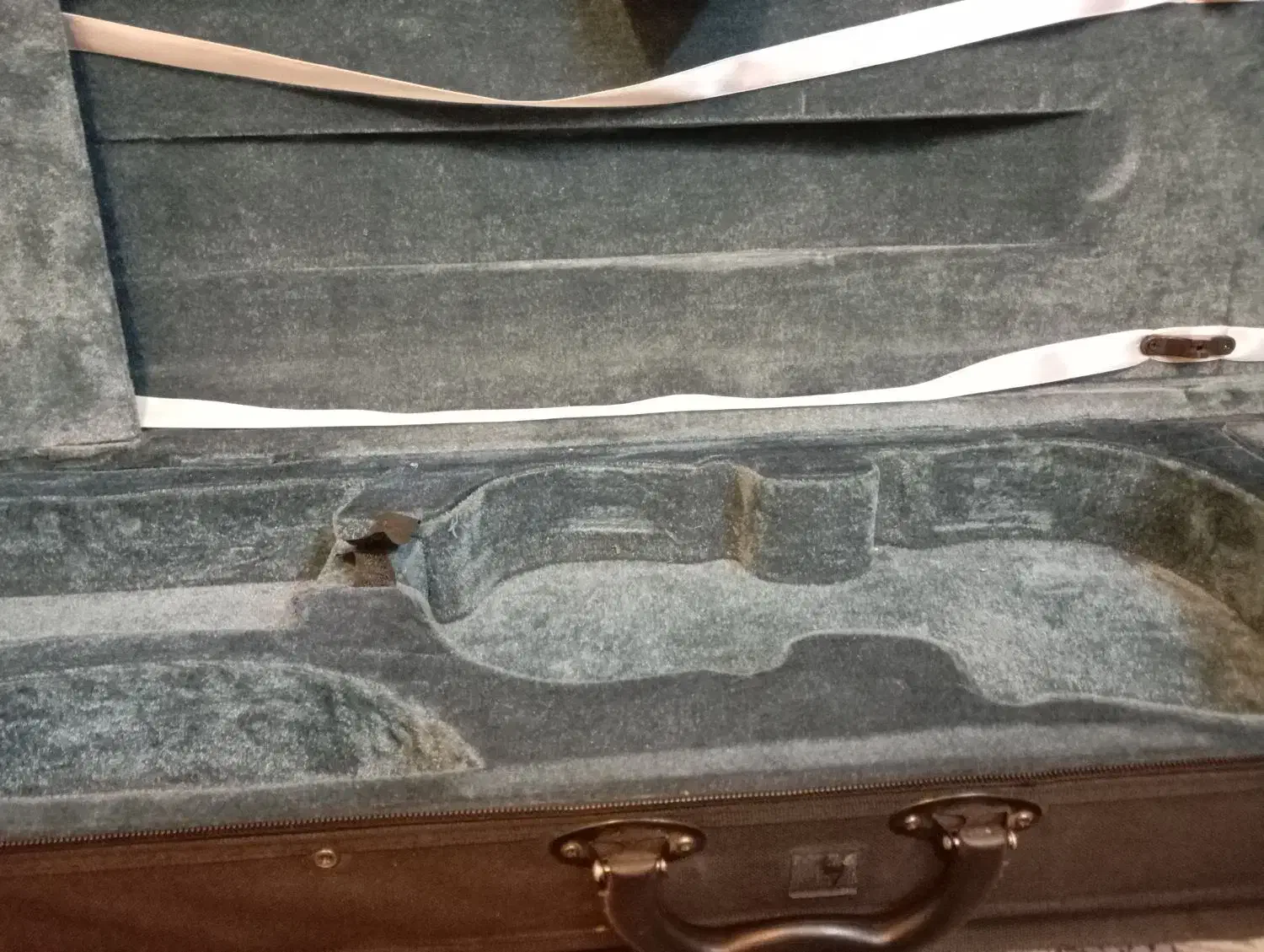 ویلن|ویولن|اراک, |دیوار