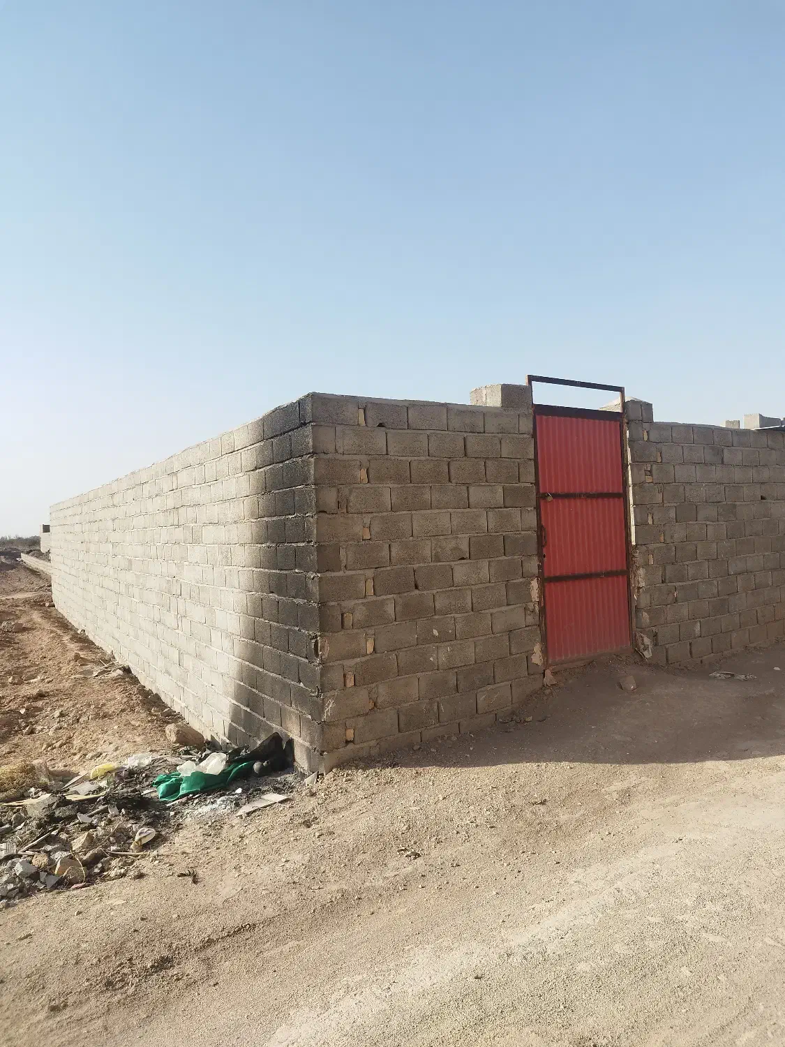 فروش زمین چهار دیوار حسین اباد|فروش زمین و ملک کلنگی|بافق, |دیوار