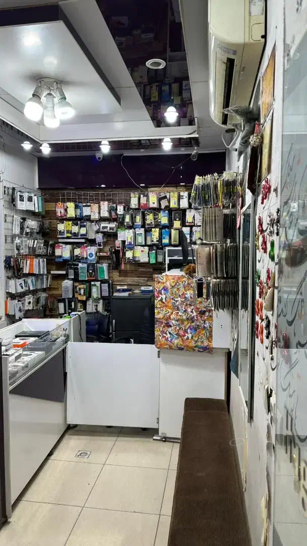 واگذاری فروشگاه موبایل|فروشگاه و مغازه|داراب, |دیوار