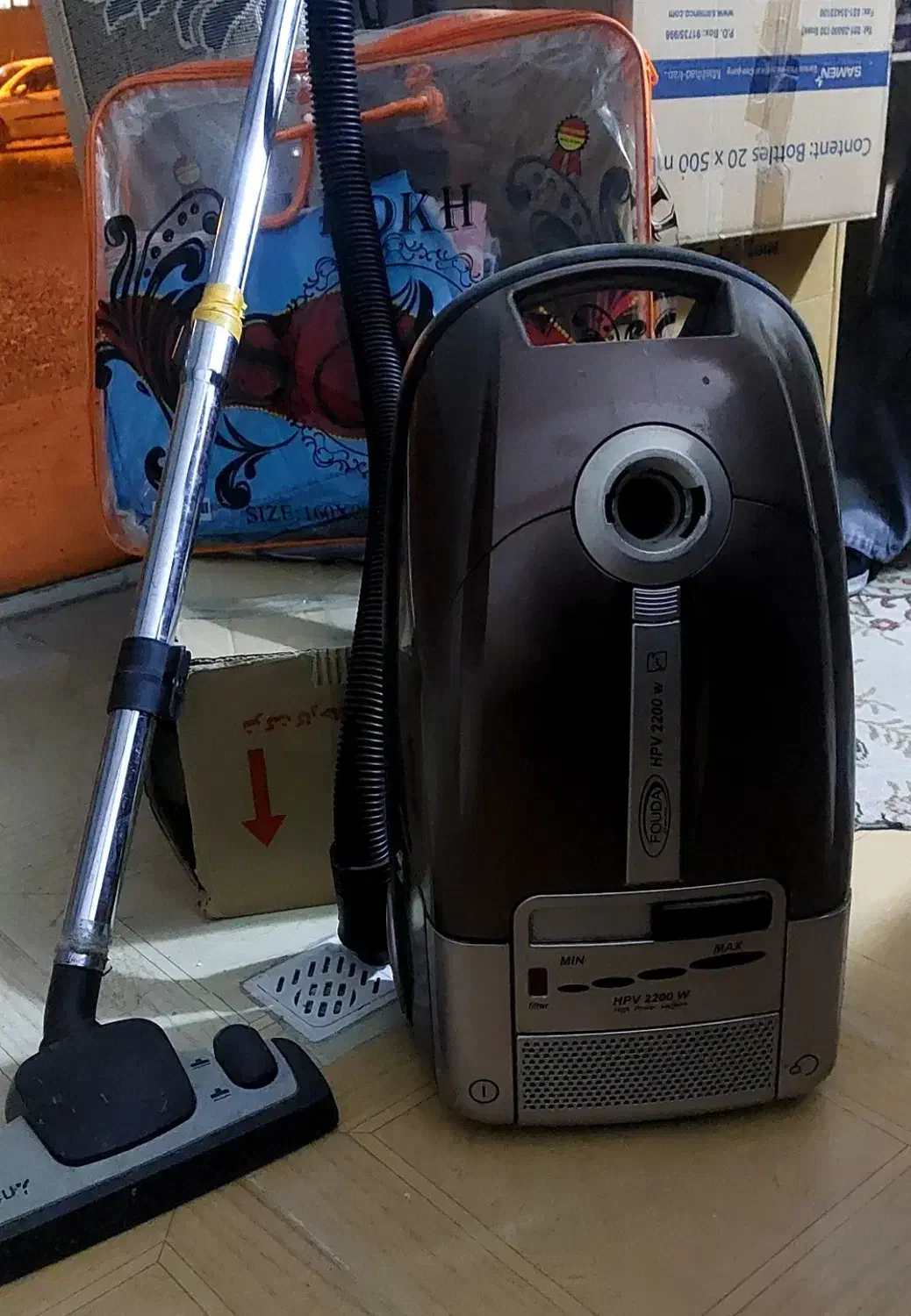 جارو برقی|جاروبرقی، جارو شارژی، بخارشو|میانه, |دیوار