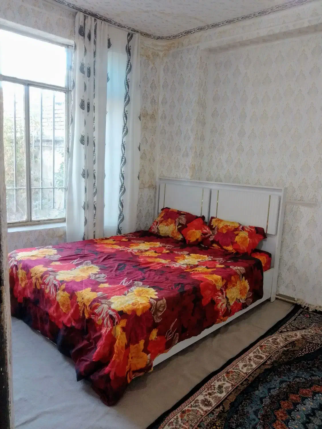 سوئیت دوخواب حیاط دار فلکه مادر|اجارهٔ کوتاه‌مدت آپارتمان و سوئیت|ارومیه, |دیوار