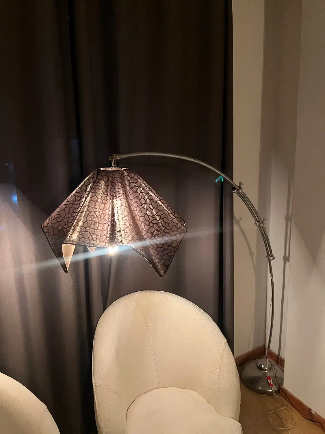 آباژور کنار سالنی|چراغ خواب و آباژور|بابلسر, |دیوار