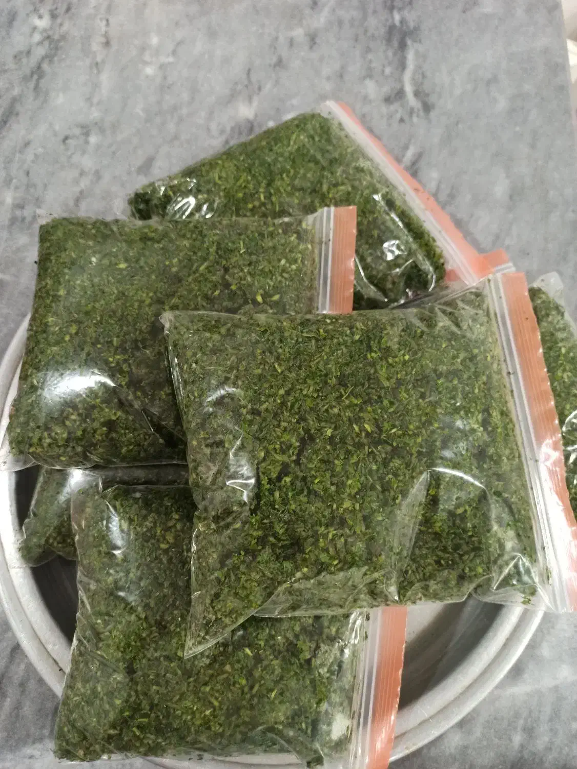 آبغوره طبیعی ارزانتر از همه جا و سبزی خورد شدە|خوردنی و آشامیدنی|سقز, |دیوار