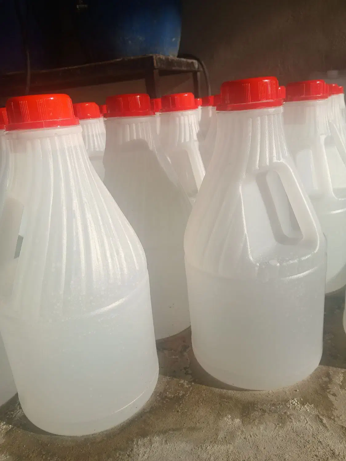 فروش سرکه قرمز و سفید ۳/۵ لیتری وفله|خوردنی و آشامیدنی|رباطکریم, رباطکریم|دیوار