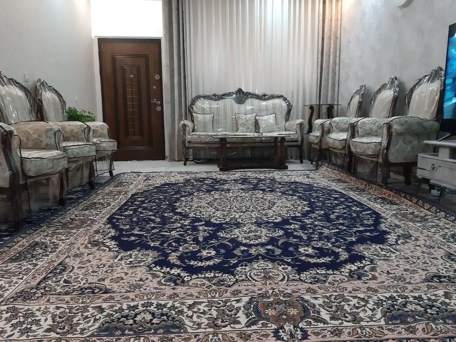 روفرشی دو عدد دو طرف قابل استفاده است|روفرشی|شیراز, عادل آباد|دیوار