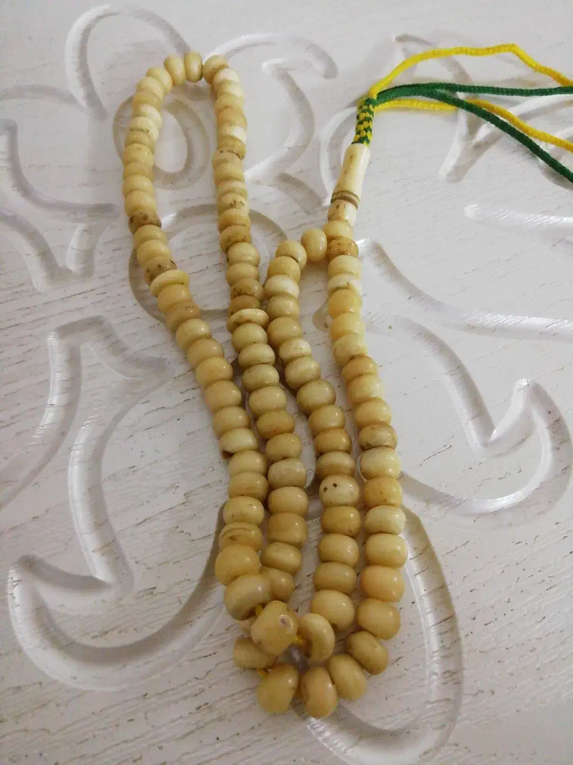 تسبیح عاج خیلی کهنه وقدیمی|کلکسیون اشیاء عتیقه|قم, ارم|دیوار