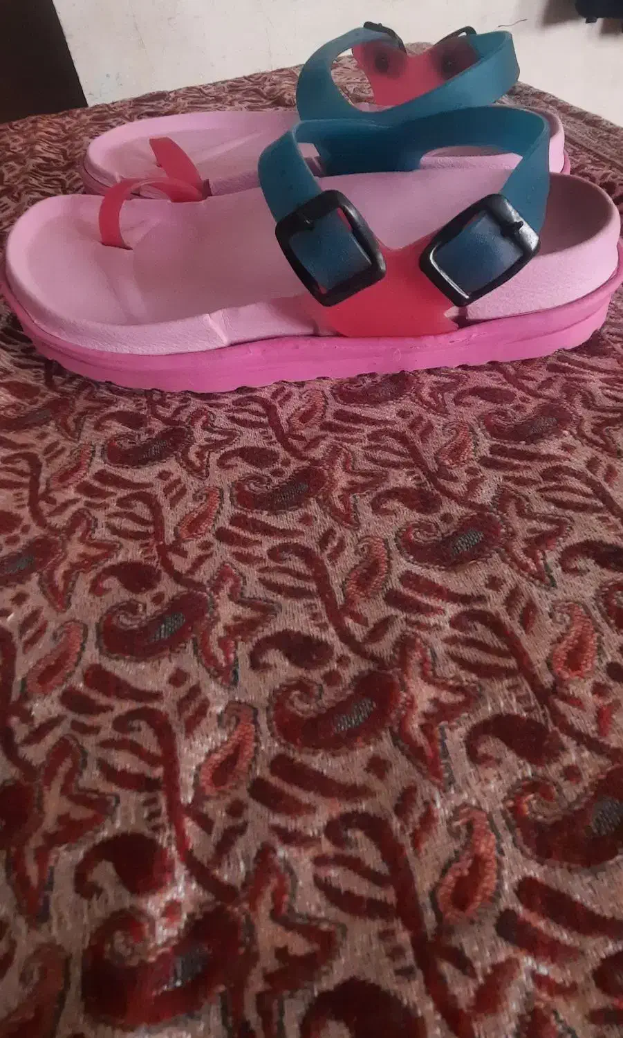 دمپای انگشتی خارجی|کیف، کفش، کمربند|شاهین‌شهر, خانه کارگر|دیوار