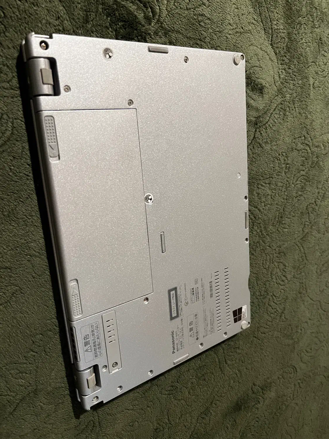 لپ تاپ لمسی رم ۸/ i5 نسل ۶ / ۲۵۶ ssd زیر قیمت|رایانه همراه|تهران, ونک|دیوار