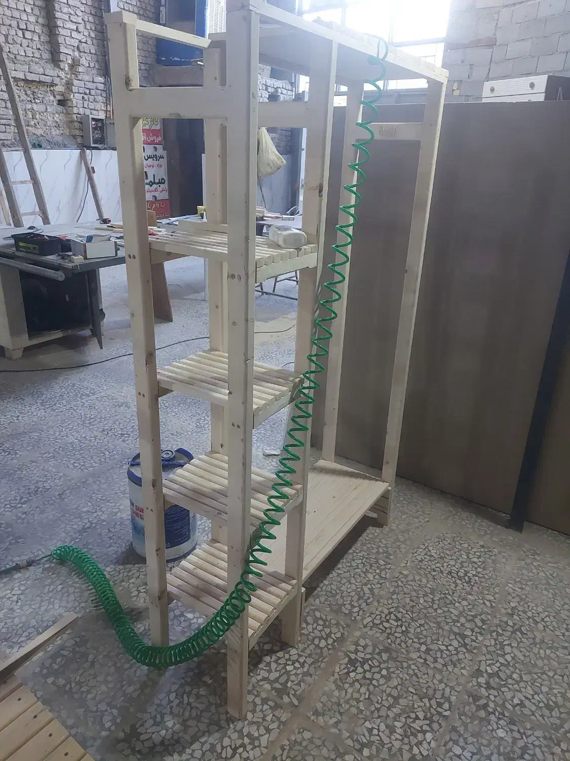 استخدام کارگر ماهر برای کارگاه نجاری|استخدام صنعتی، فنی، مهندسی|اصفهان, لیمجیر|دیوار