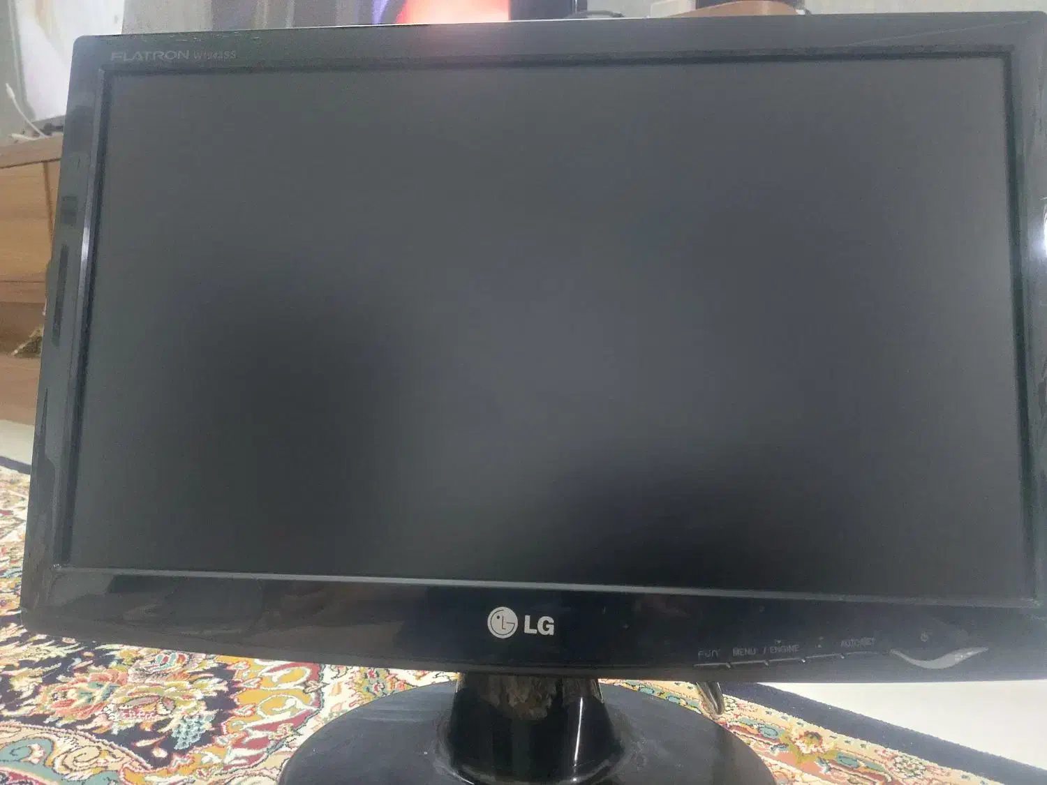 مانیتور ۱۹ اینچ LG|رایانه رومیزی|مشهد, شهرک رازی (شهرک غرب)|دیوار