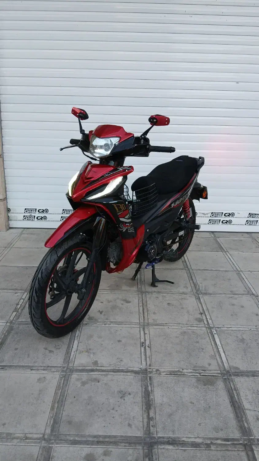 موتور هرم اسپید مدل 1400 یک سال بیمه|موتورسیکلت|مشهد, ولیعصر (شهرک غرب)|دیوار