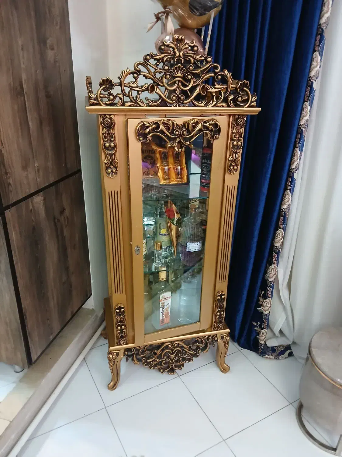 مبل سلطنتی 7نفره|مبلمان خانگی و میز عسلی|اسلام‌شهر, شهرک واوان|دیوار