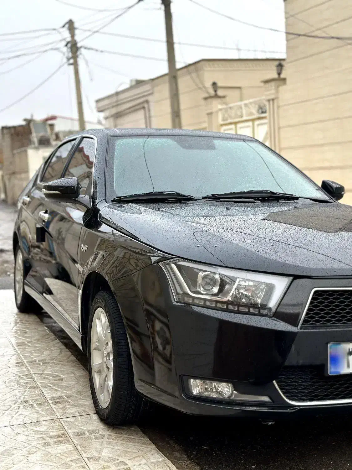 دنا پلاس اتومات 1402|خودرو سواری و وانت|پارس‌آباد, |دیوار