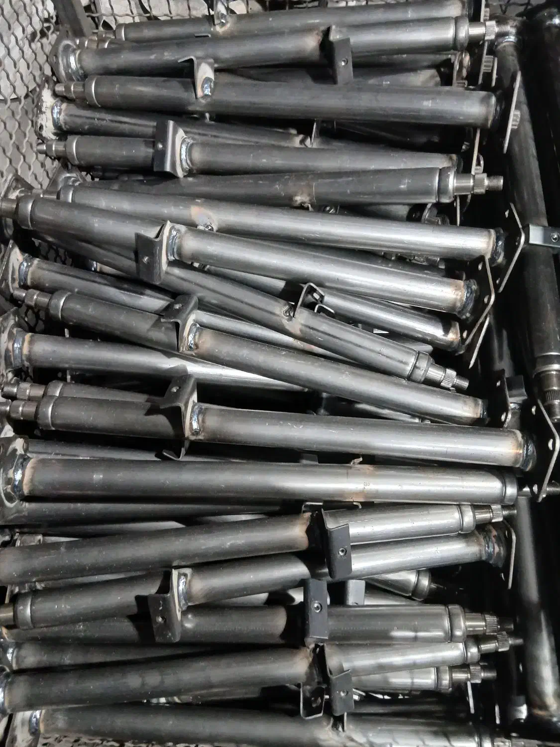 نقاش رنگ پودری|استخدام صنعتی، فنی، مهندسی|تبریز, |دیوار