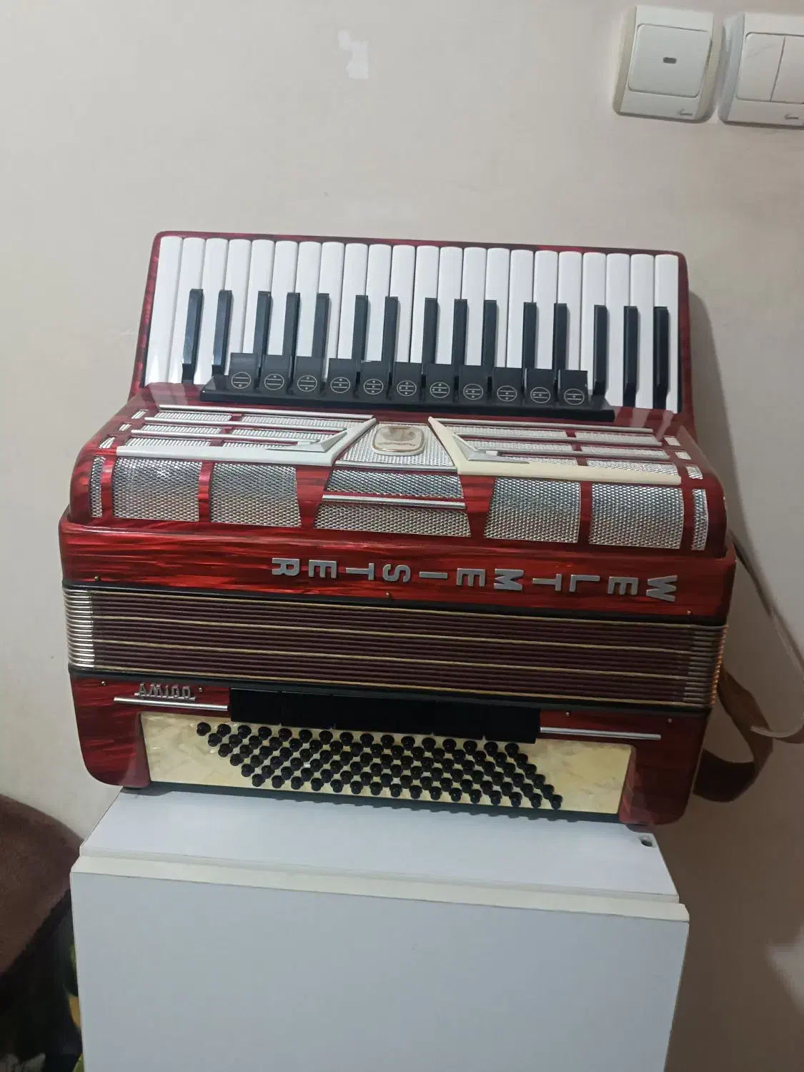 آکاردئون|پیانو، کیبورد، آکاردئون|تبریز, |دیوار