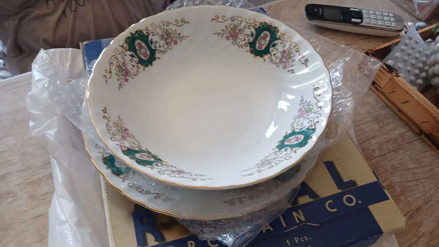 شیرینی و میوه خوری نو با جعبع|ظروف سرو و پذیرایی|قرچک, شهرک طلائیه|دیوار