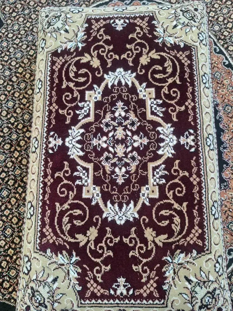 پشتی|پشتی|سنندج, |دیوار