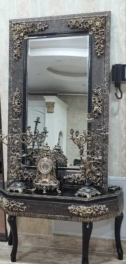 آینه و کنسول به همراه ساعت و شمعدانی|بوفه، ویترین، کنسول|بانه, |دیوار