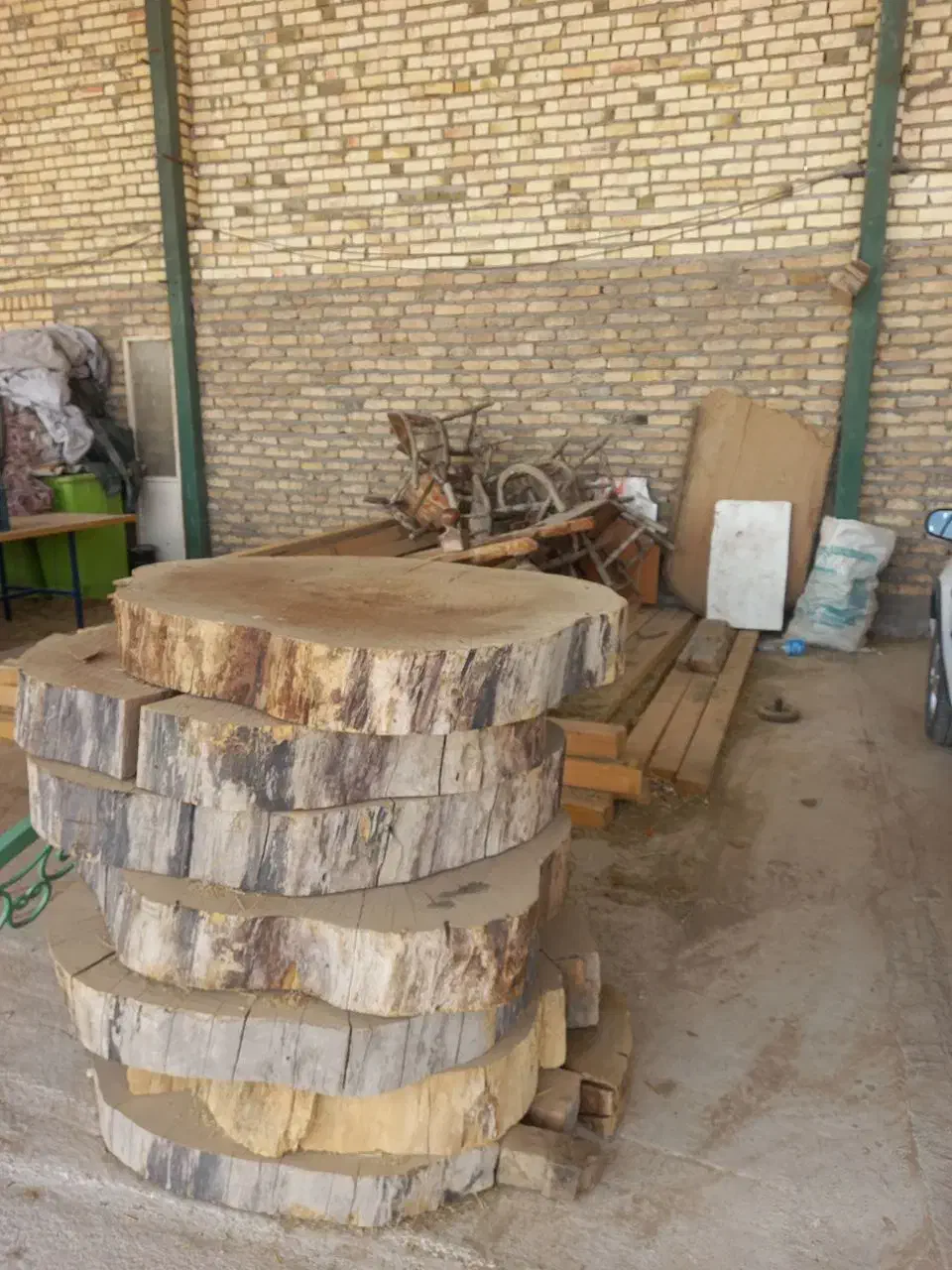 چوب روس و گردو کالباسی|خدمات پیشه و مهارت|مشهد, كنويست|دیوار