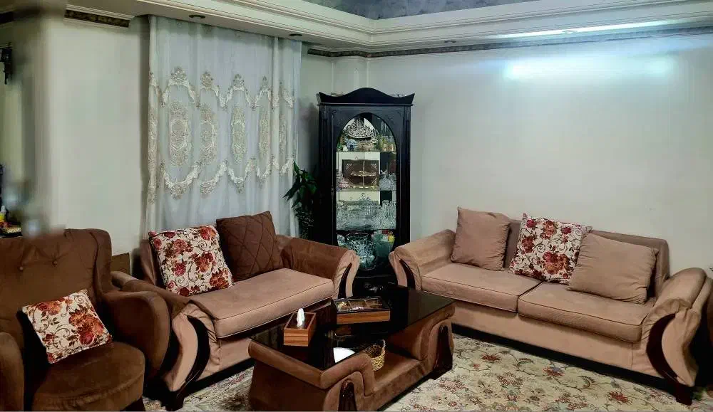 مبل راحتی ۷ نفره|مبلمان خانگی و میز عسلی|تهران, مهران|دیوار