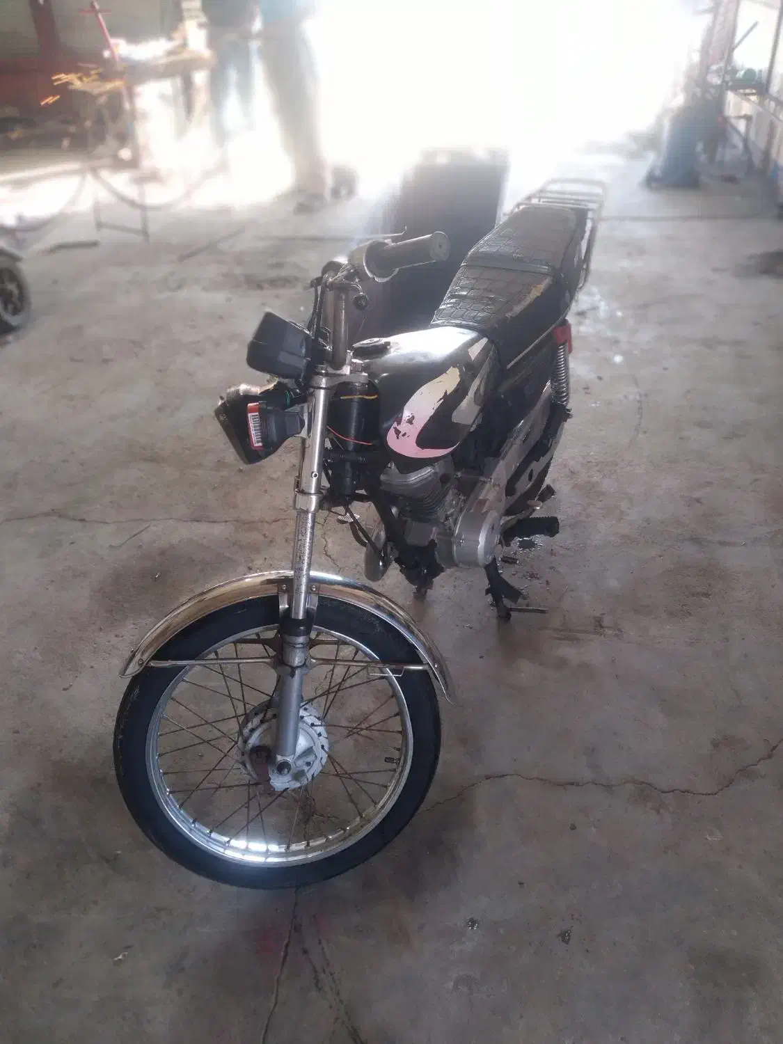 موتور|موتورسیکلت|سیمینه, |دیوار