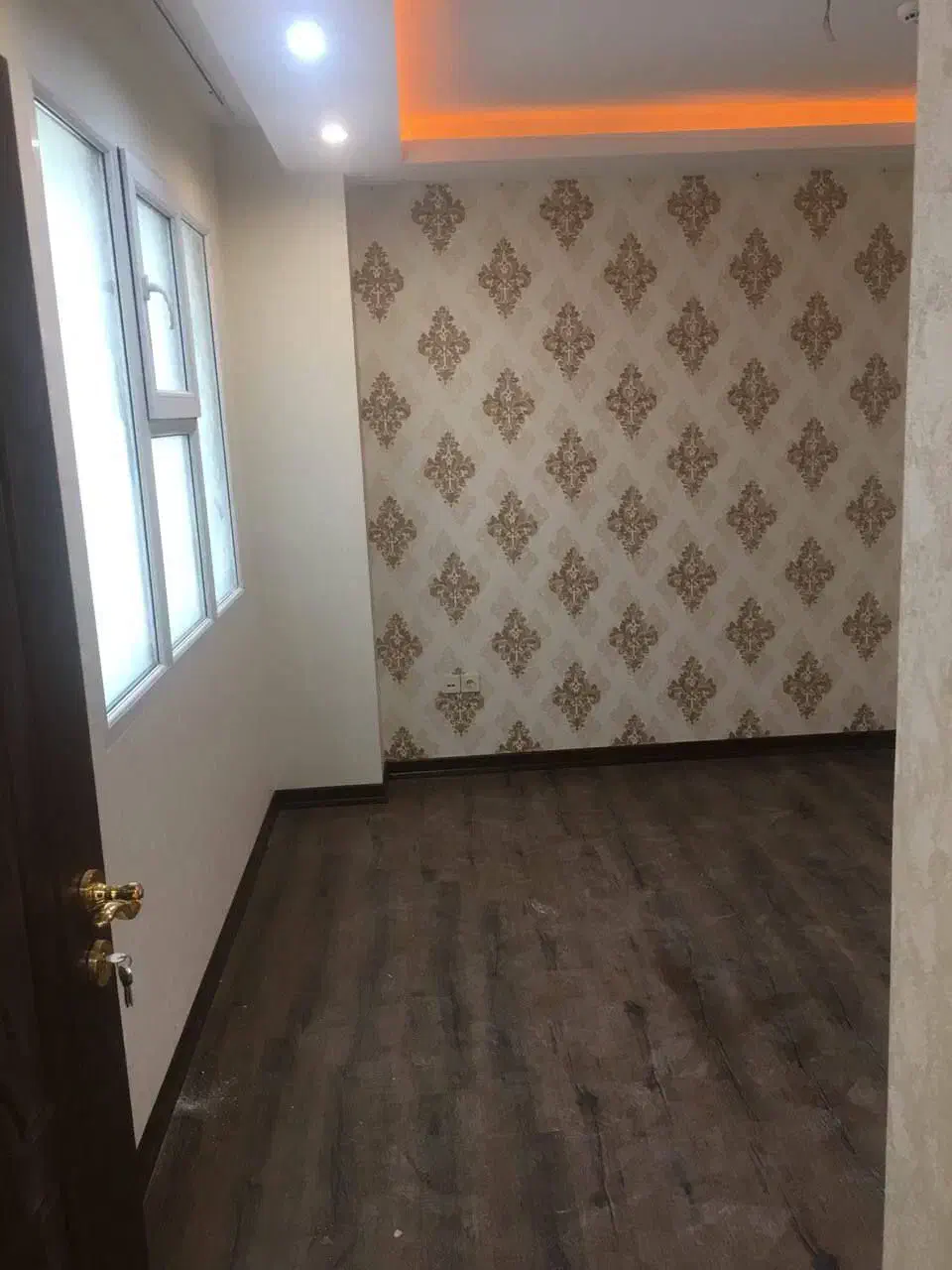 اپارتمان ۱۰۸ متری یوسف اباد شخصی ساز