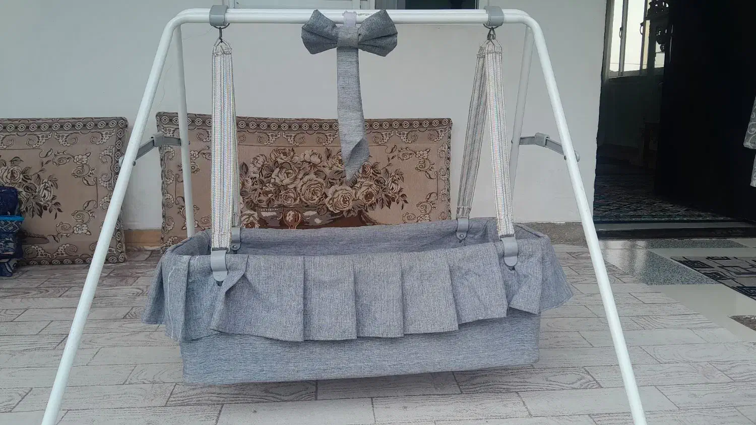 گهواره|اسباب و اثاث بچه|فومن, |دیوار