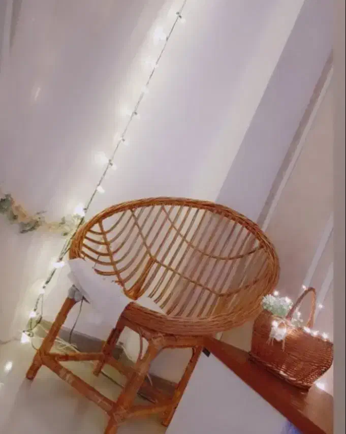 صندلی حصیری|صندلی و نیمکت|لاهیجان, قیام|دیوار