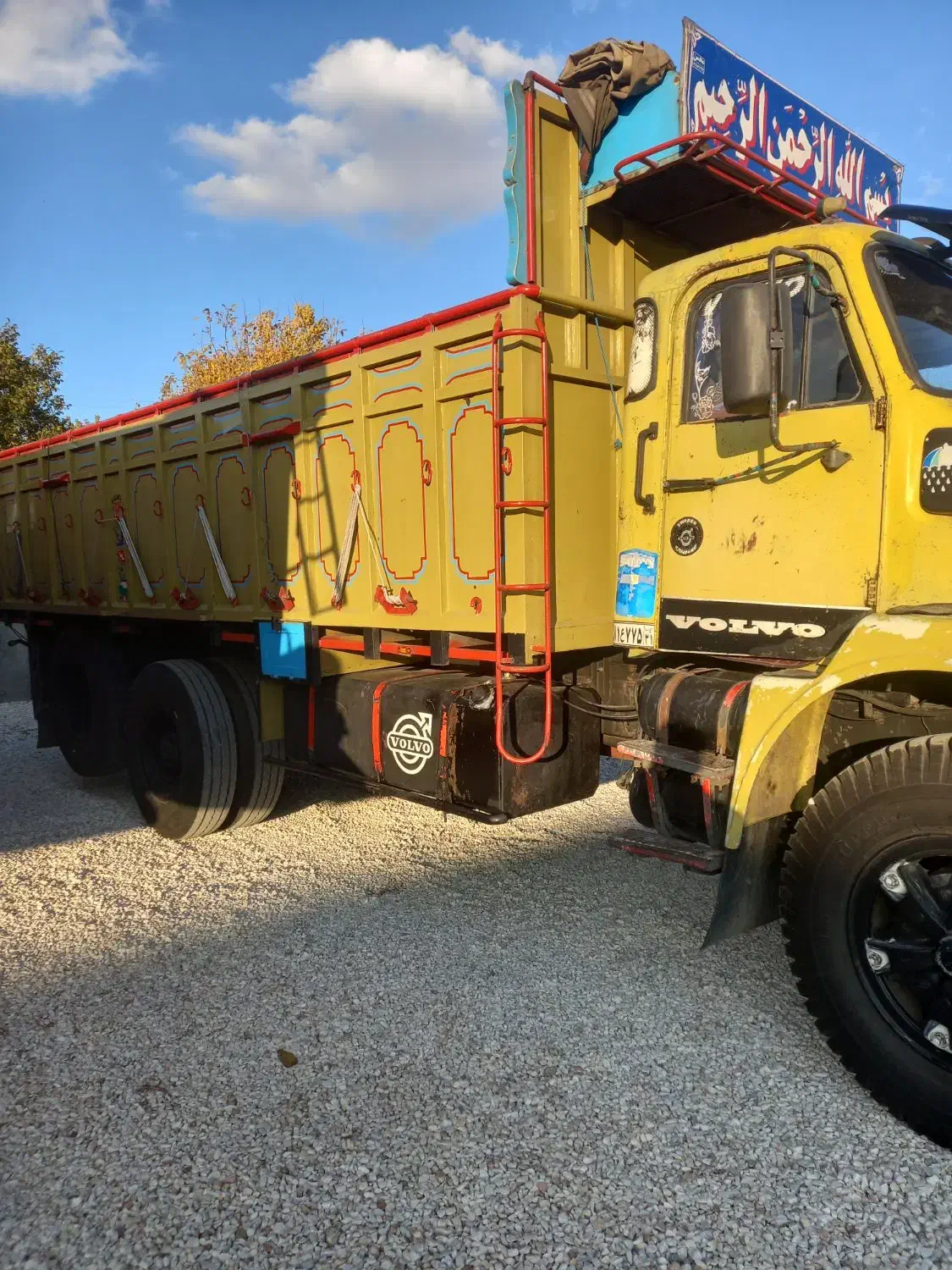 کامیون ولو دهچرخ ۶۵|خودرو سنگین|بروجرد, |دیوار