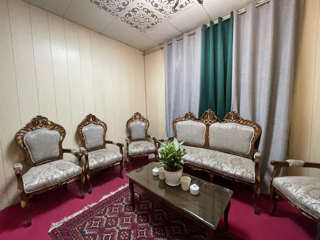 مبل استیل فرهی ۷ نفره مناسب جهیزیه|مبلمان خانگی و میز عسلی|تهران, چهارصد دستگاه|دیوار