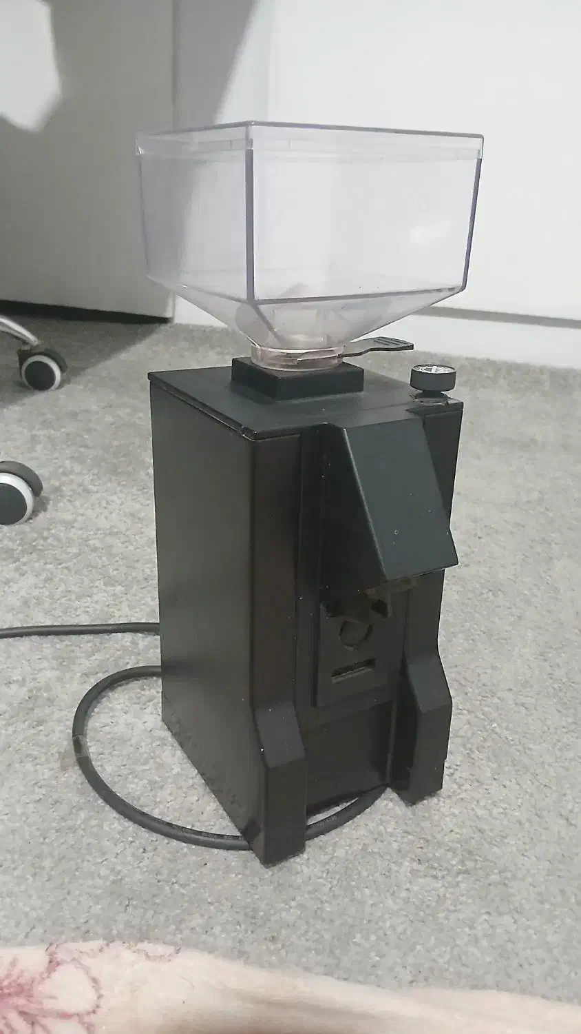 گرایندر قهوه|کافی‌شاپ و رستوران|تهران, زعفرانیه|دیوار