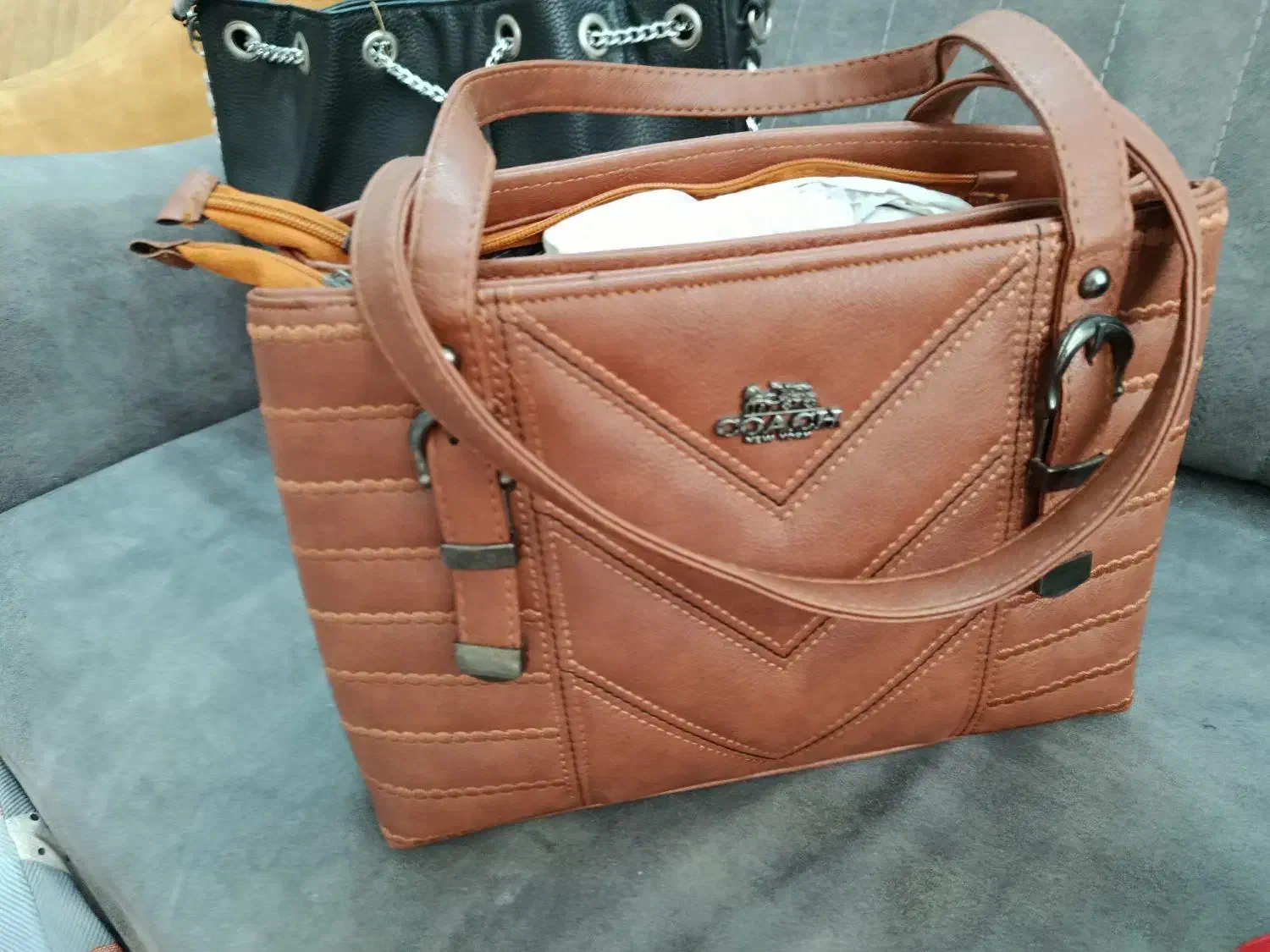 سه عدد کیف نو|کیف، کفش، کمربند|اراک, |دیوار