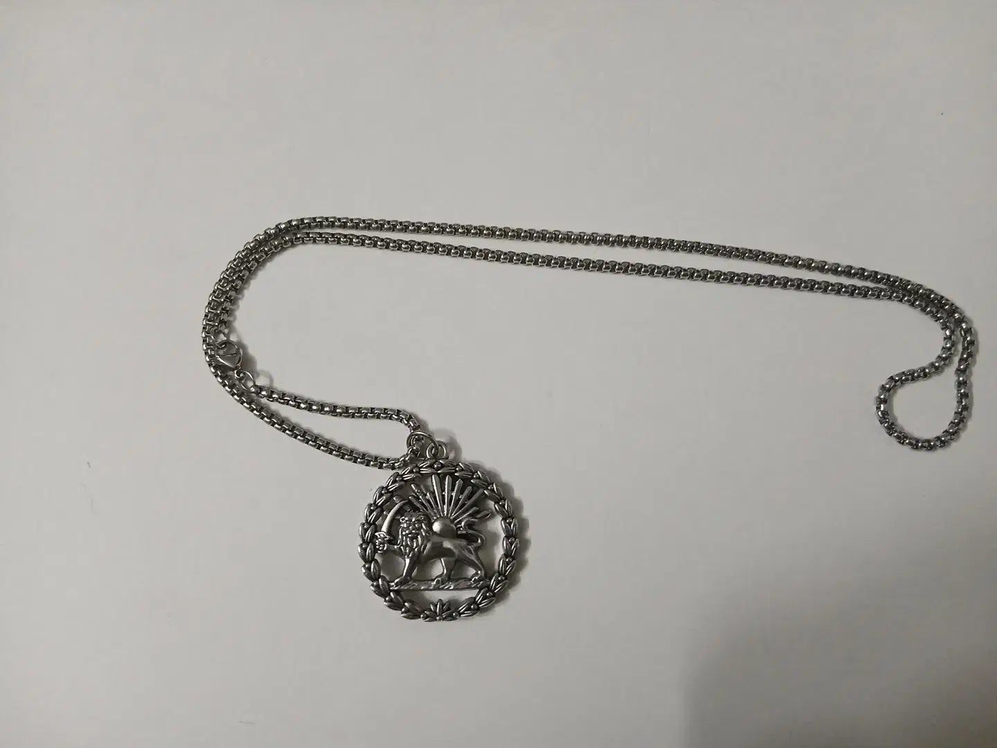 گردنبند|بدلیجات|گلپایگان, |دیوار