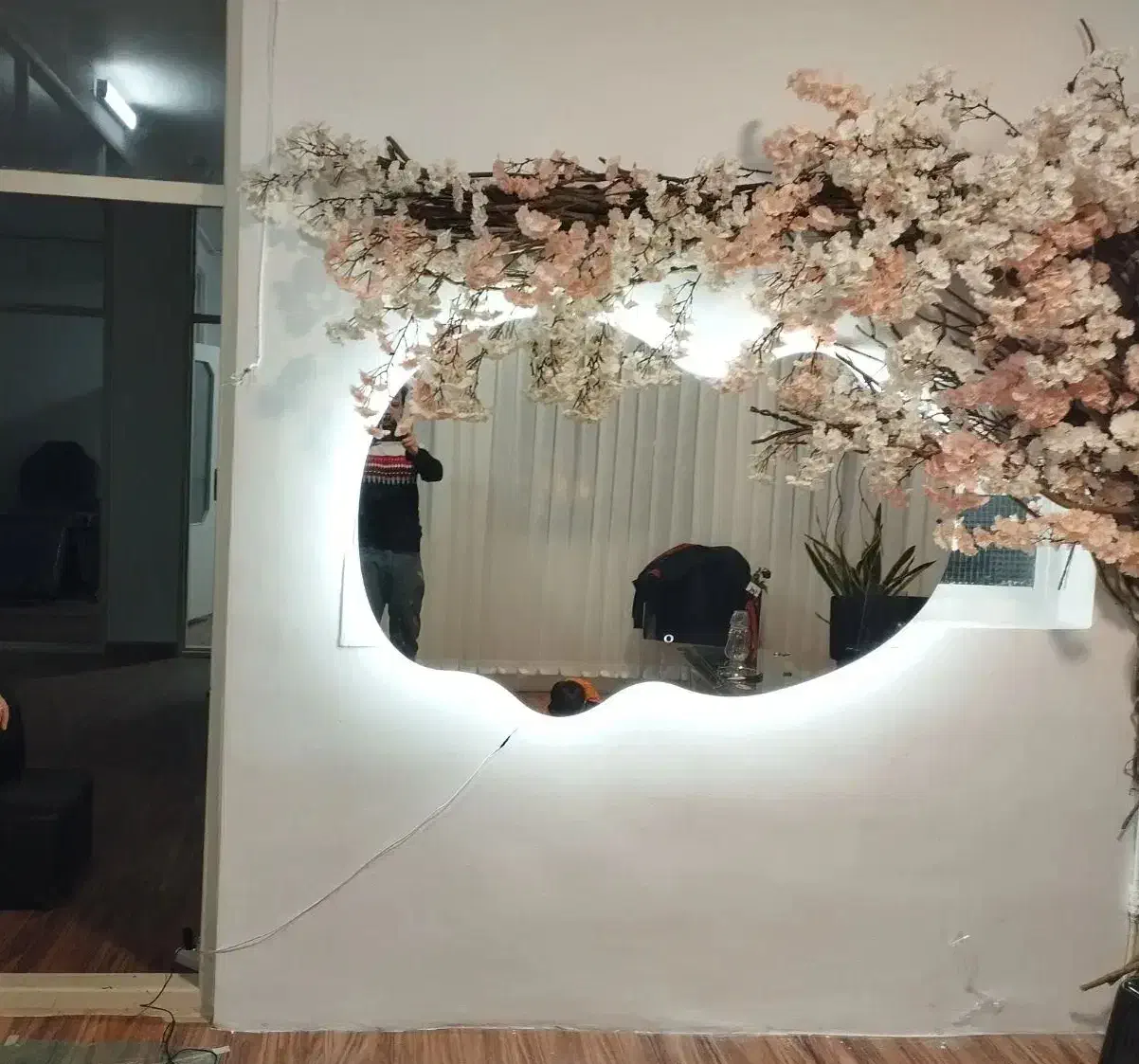 آینه بک لایت سندپلاست درجه یک|آینه|مشهد, نوید|دیوار