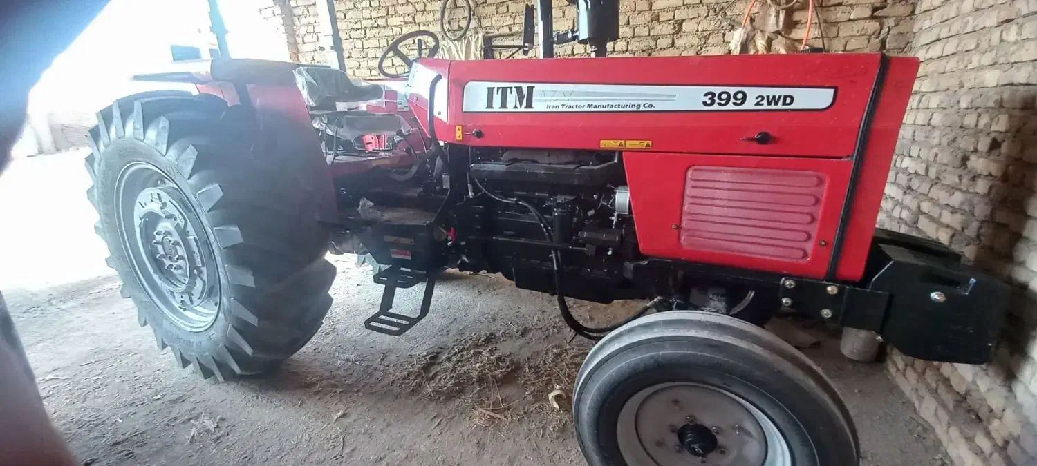 تراکتور ۳۹۹  کم کار در حد|خودرو سنگین|اسحاق آباد, |دیوار