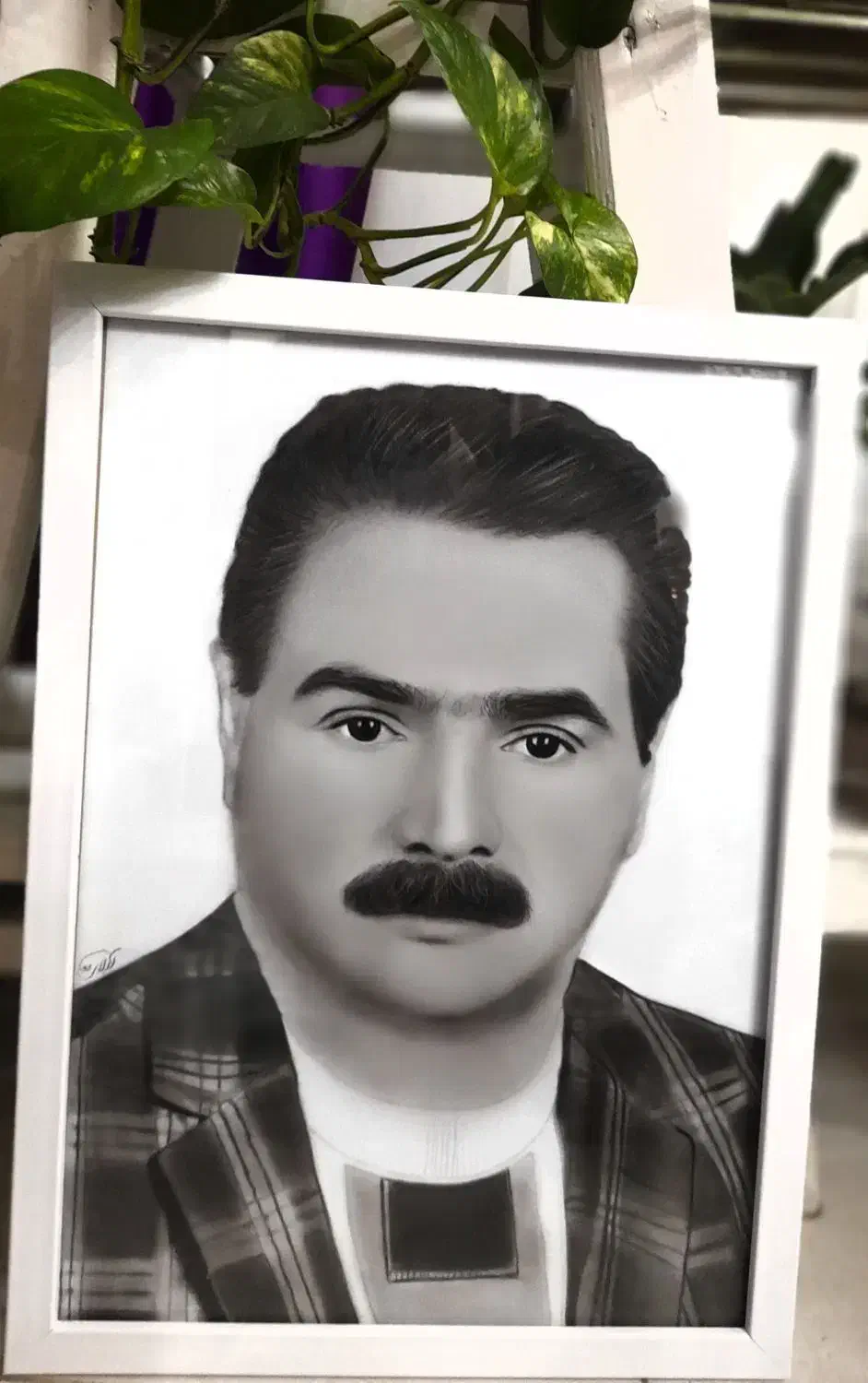 سفارش چهره تابلو سیاه قلم|تابلو، نقاشی، عکس|ارومیه, |دیوار