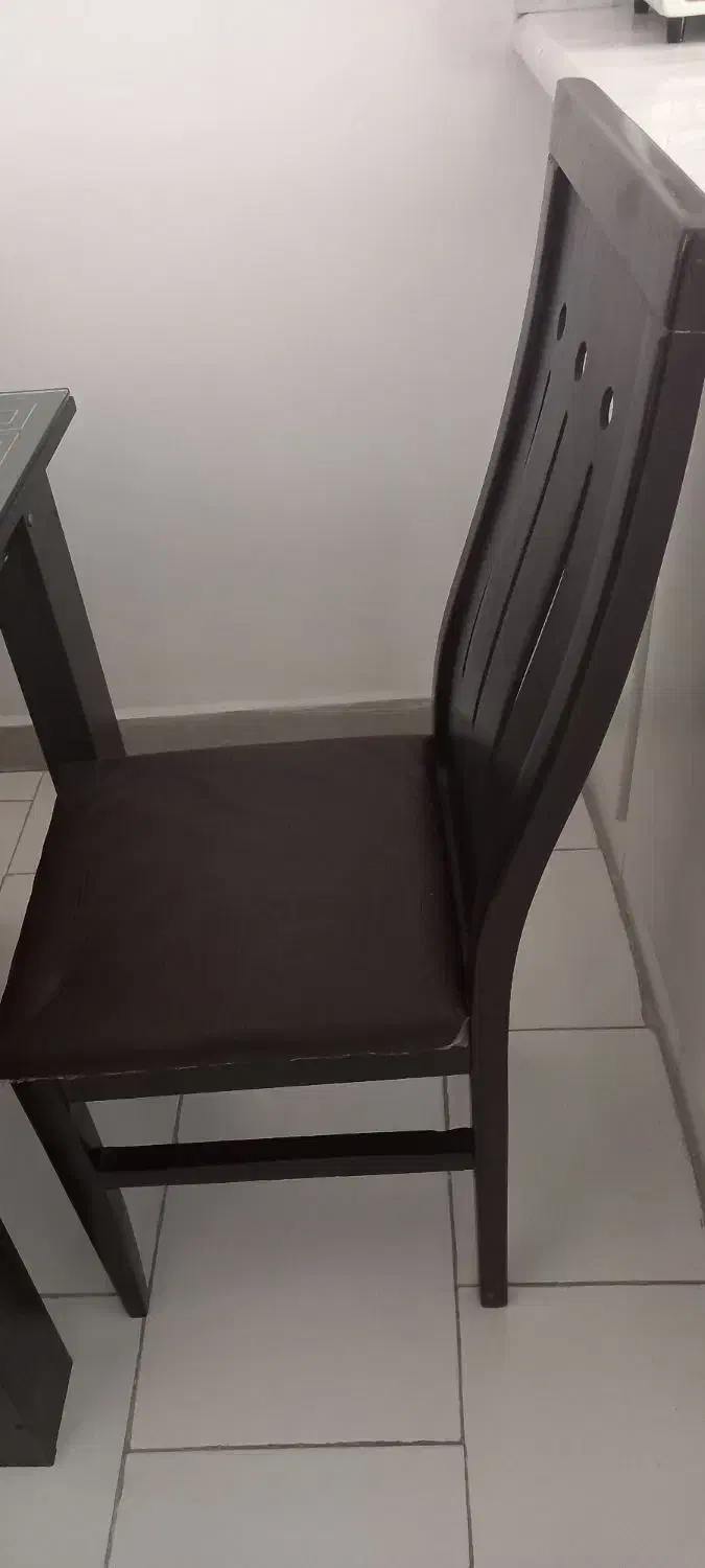 میز غذاخوری چوبی با شیشه متحرک و ۶ عدد صندلی|میز و صندلی غذاخوری|نوشهر, |دیوار