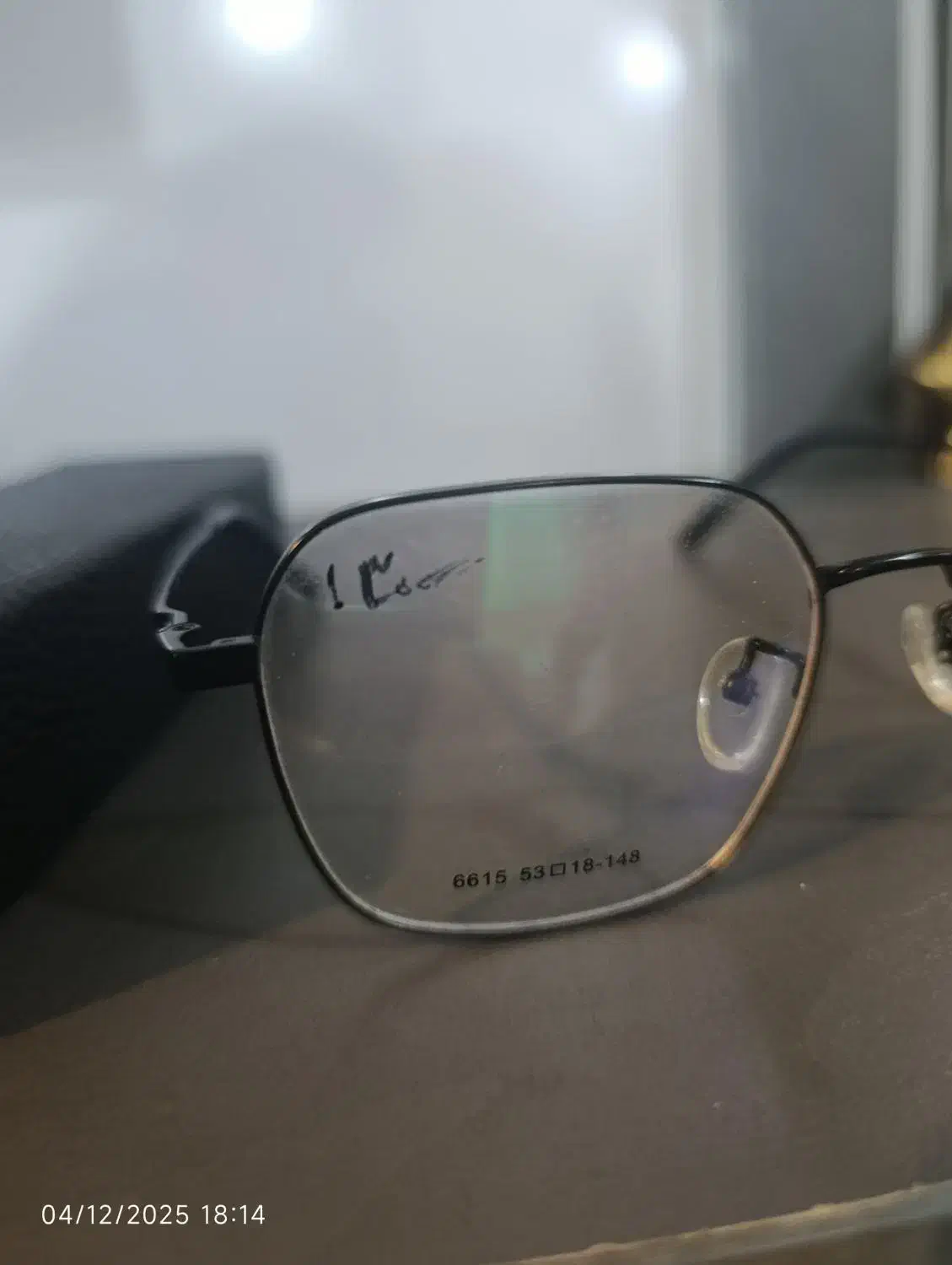 عینک و مایع لنز|زیورآلات و اکسسوری|نهاوند, |دیوار