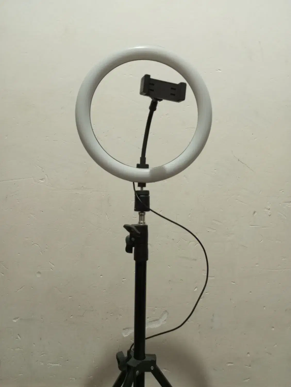 رینگ لایت و پایه نگهدارنده|لوازم جانبی موبایل و تبلت|زنجان, |دیوار