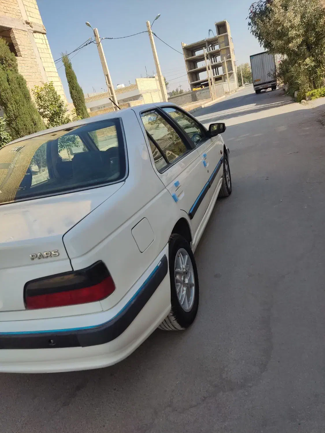 پژو پارس سال 1394|خودرو سواری و وانت|شیراز, رکن‌آباد|دیوار