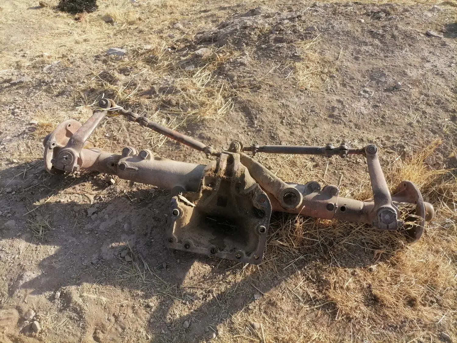 اکسل جلو تراکتور رومانی|ماشینآلات صنعتی|سریش آباد, |دیوار