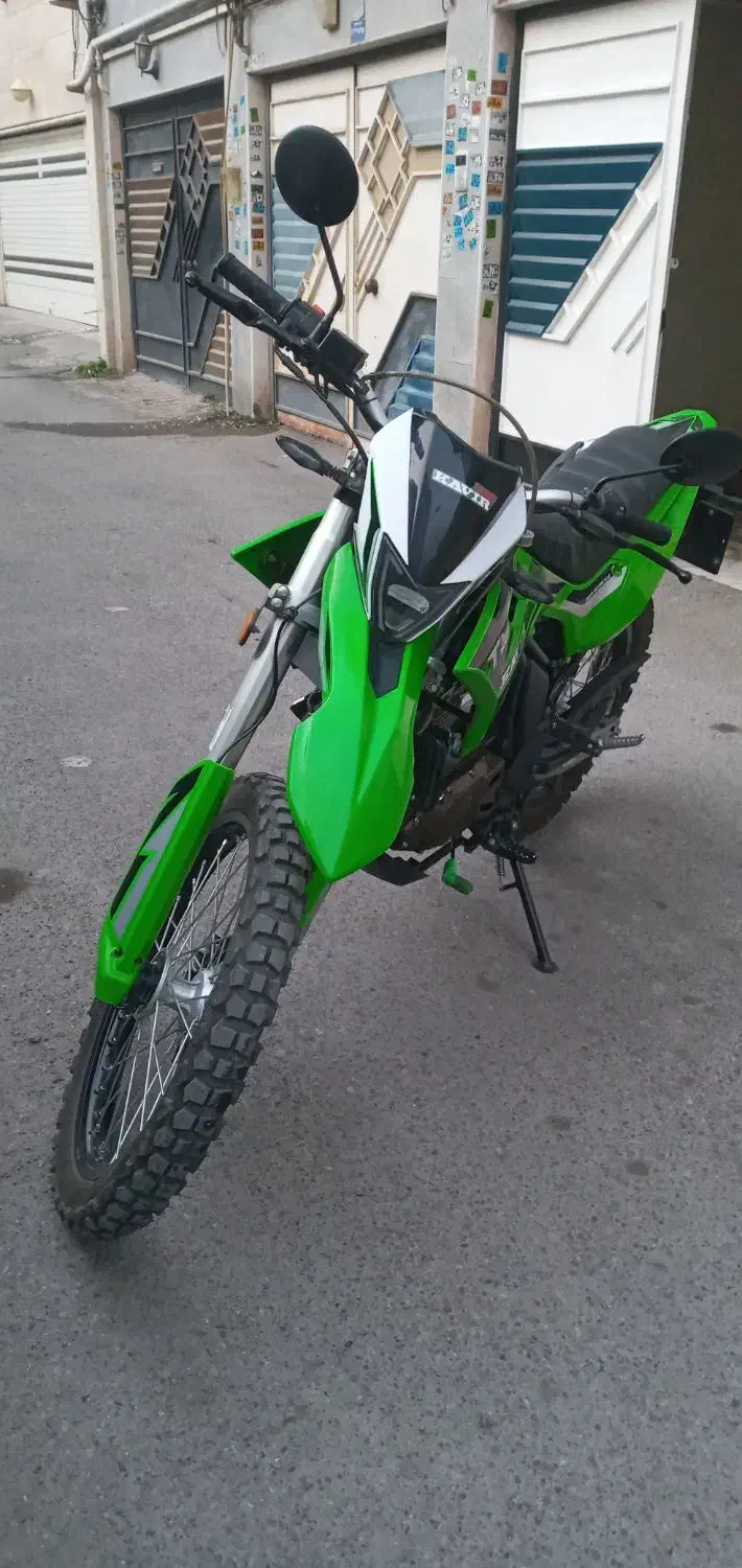 تریل t4|موتورسیکلت|کیاشهر, |دیوار