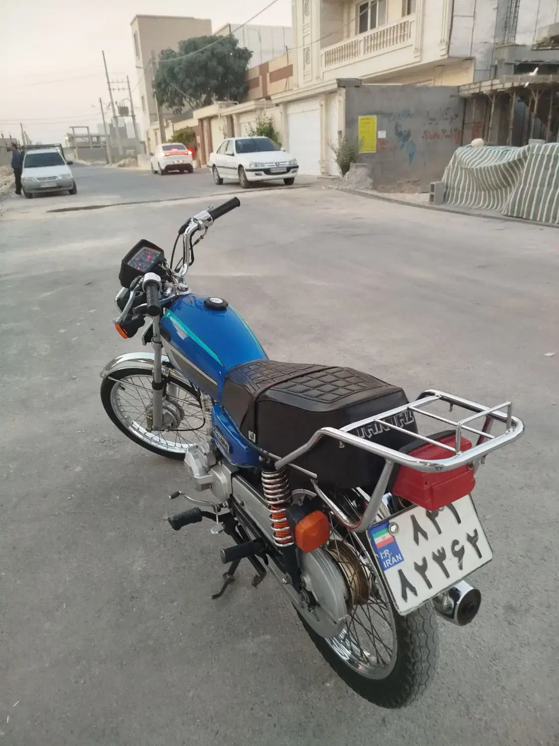 فروش موتور سیکلت تکتاز مدل۴۰۲|موتورسیکلت|بندر کنگان, |دیوار