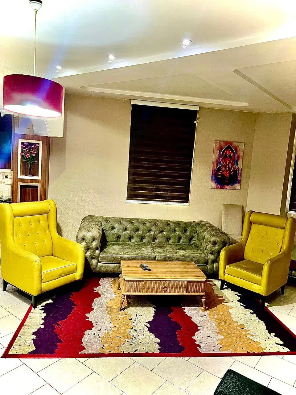 خونه شیک با لوکیشن خوب میخوای بامن تماس بگیر|اجارهٔ کوتاهمدت آپارتمان و سوئیت|اصفهان, شهریار|دیوار