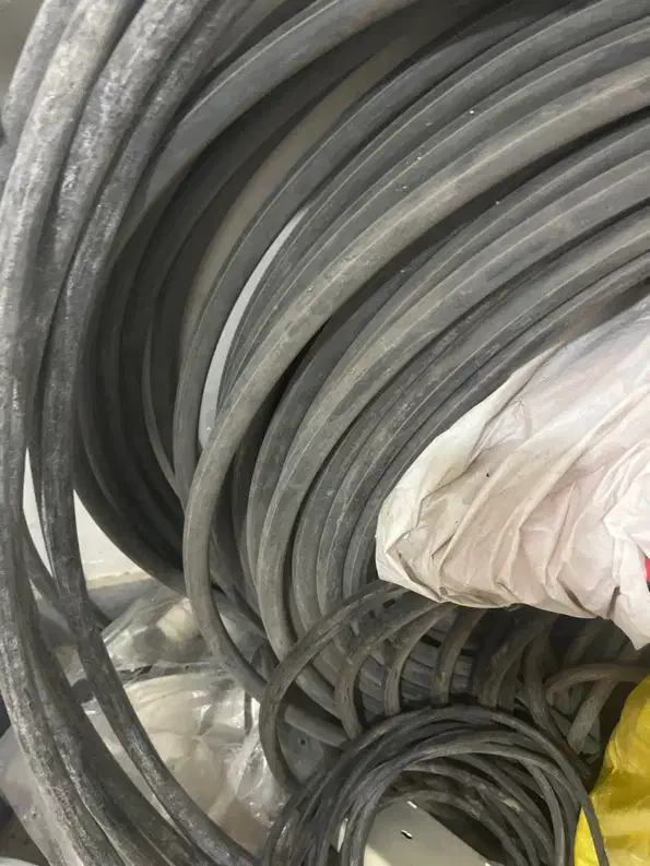 لوله 1/2پلی اتلین 50متر و تعدادی لوازم بنایی|ابزارآلات|ساوه, |دیوار