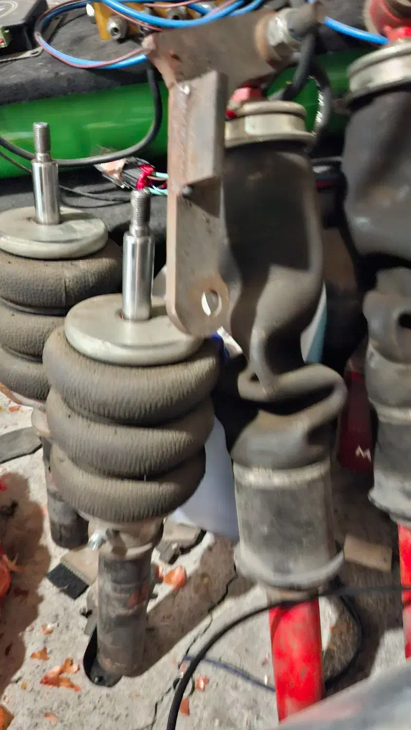 پنو ماتیک 405 سمند 206 207|قطعات یدکی و لوازم جانبی|خورش رستم, |دیوار