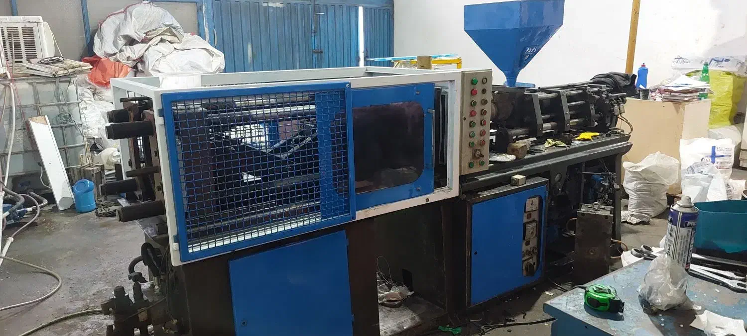 فروش دستگاه تزریق پلاستیک ۱۰۰ گرمی پارس|ماشین‌آلات صنعتی|تبریز, |دیوار