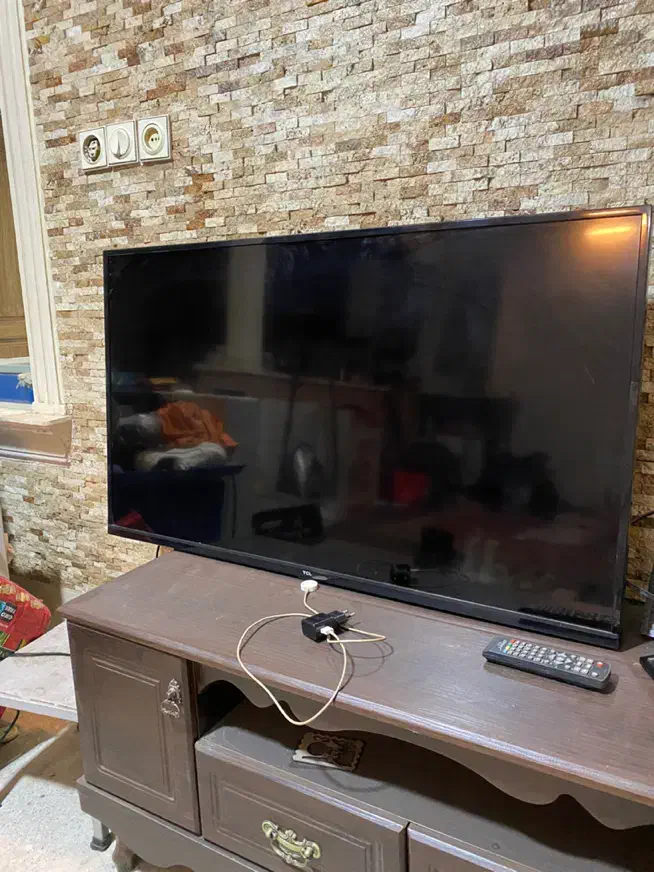 تلویزیون TCL ۴۳ اینچ|تلویزیون و پروژکتور|تهران, آبشار تهران (دریاچه)|دیوار