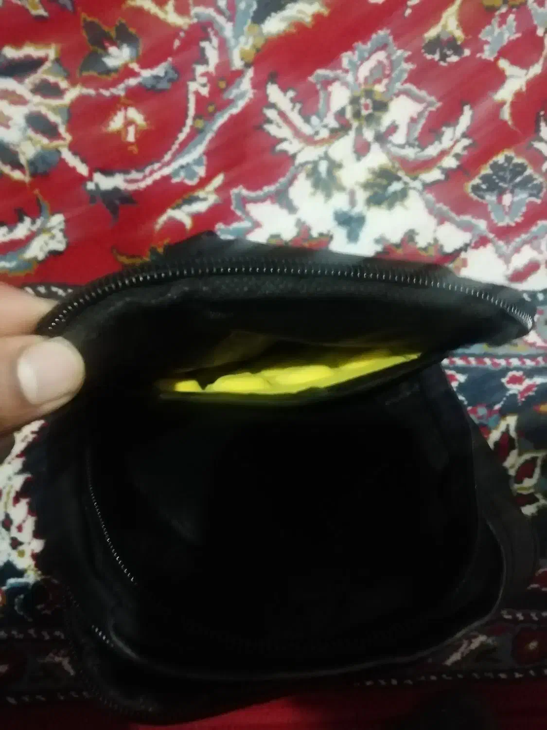 کیف بادی بگ|کیف، کفش، کمربند|سبزوار, کاشفی شمالی (دادگستری)|دیوار